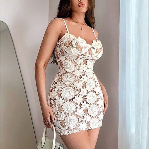Short Corset Shein White Lace Mini Dress - Picture 3 of 3